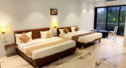 Misty Blue Resort and Villas Room Type - Family Room with 2 Double Bed
