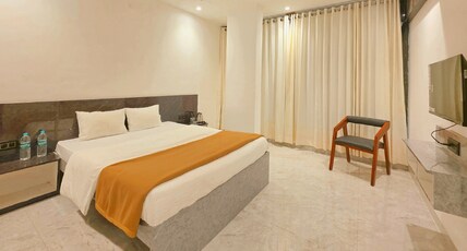 Hotel G Crown Room Type - Deluxe Double Bed AC Room
