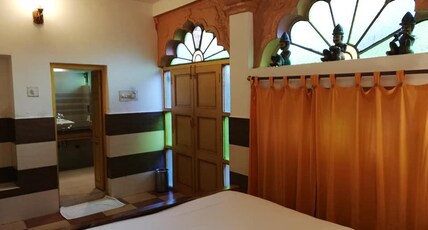 Krishna Prakash Heritage Haveli Room Type - Semi Deluxe Room
