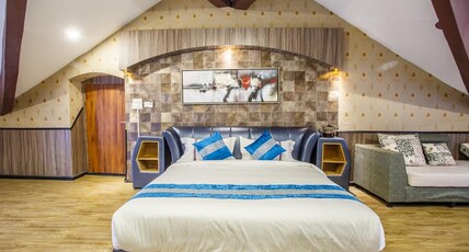 Royal Empire Boutique Room Type - Royal Suite