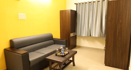 Hotel Aradhya Inn Room Type - Deluxe Room Non AC Hotel Aradhya Inn Room Type - Deluxe Room Non AC