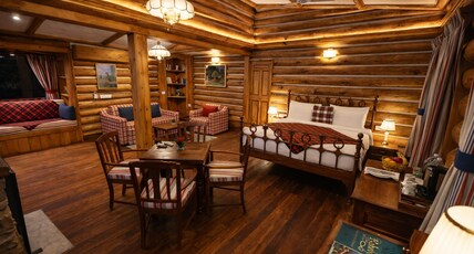 Rokeby Manor Room Type - Signature Suite - (The Highland Suite)