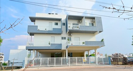 RR SERVICE APARTMENTS. Room Type - RR SERVICE APARTMENTS.