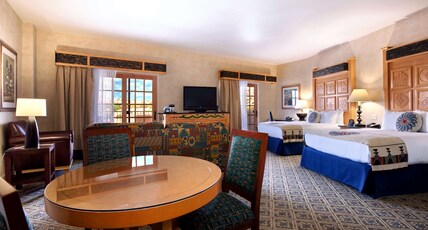Hilton Santa Fe Buffalo Thunder Room Type - 2 QUEEN BEDS STUDIO SUITE