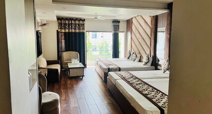 Hotel Sita Niwas Since 1965 Room Type - Family Suite Six Bed Room