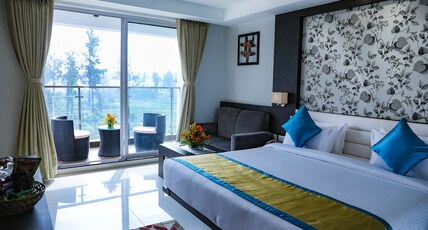 Cygnett Inn Sea View Room Type - Club Room with Balcony Cygnett Inn Sea View Room Type - Club Room with Balcony