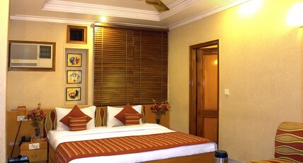 HOTEL SINGH INTERNATIONAL - NEW DELHI Room Type - Deluxe Room