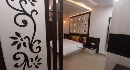 Hotel Shiv Lake Room Type - Suite Room