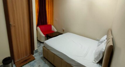Malancha Hotel Cum Restaurant Cum Bar Room Type - Deluxe Double AC