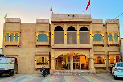 SIYAVAR PALACE - 400m from Raja Ram Temple