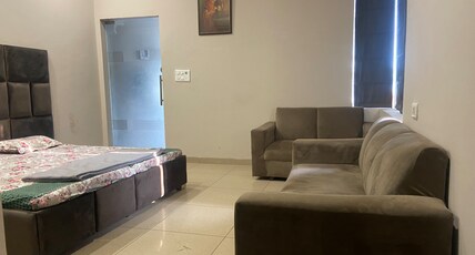 Aspire Razzle Stays Room Type - Luxury Room
