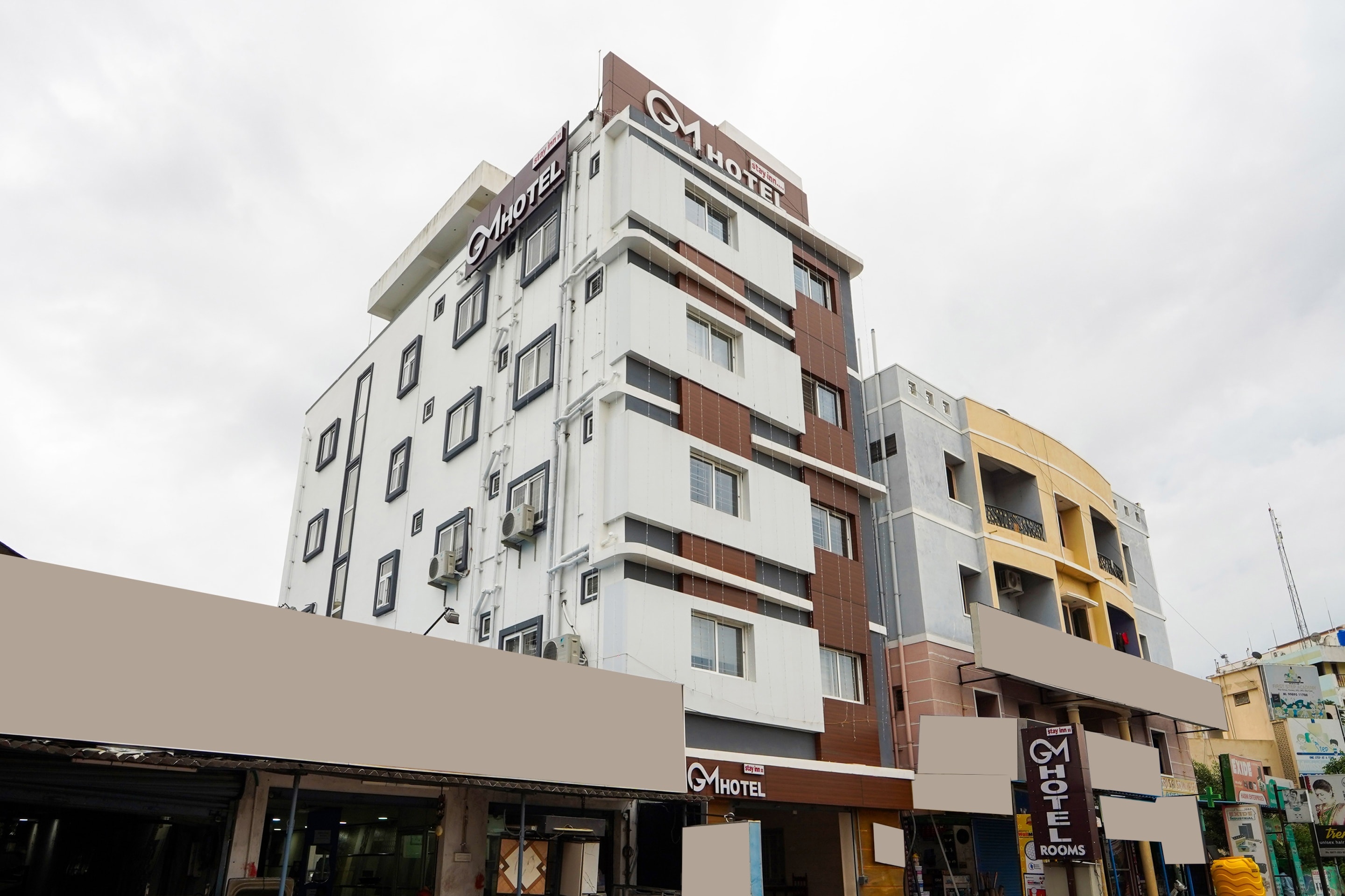 Hotel O GM - Tap to explore photos