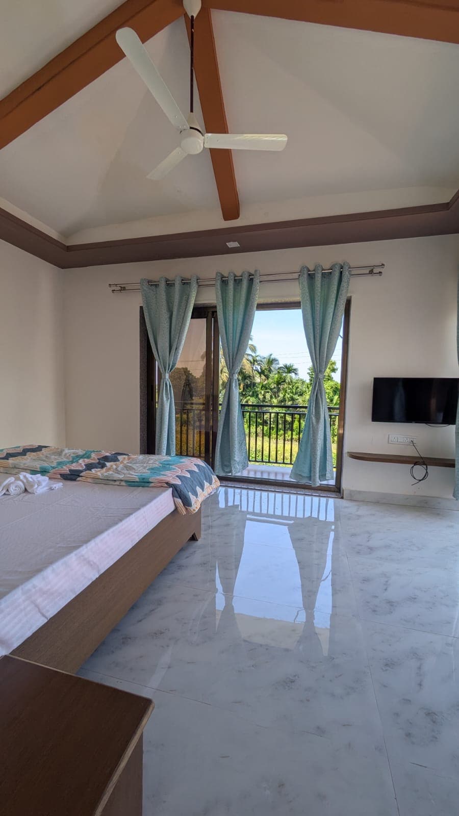 One World Luxury Villa Alibaug - Tap to explore photos