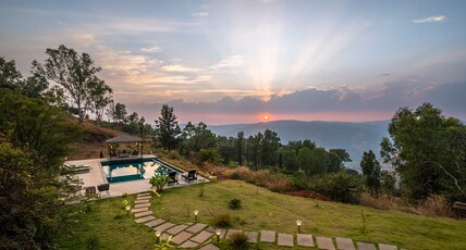 SaffronStays The Whistling Thrush Room Type - SaffronStays The Whistling Thrush