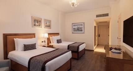 Sonesta Hotel Tower & Casino Room Type - Deluxe room Main Bld. Queen or Twin bed