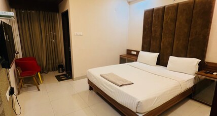 Shree 9 NB Hotels Room Type - Standard
