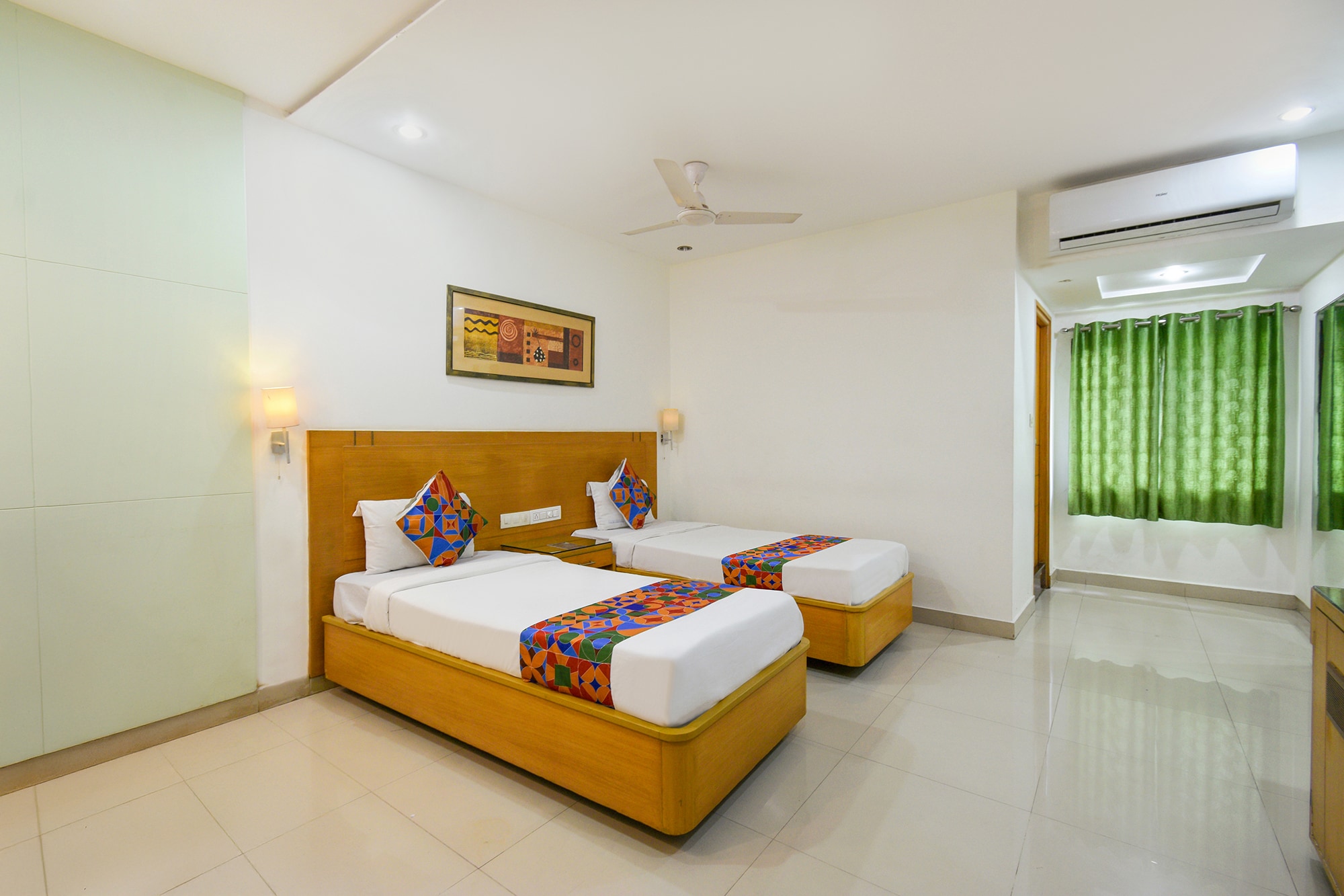 FabHotel A&M - Nr. LV Prasad Institute, Banjara Hills - Tap to explore photos