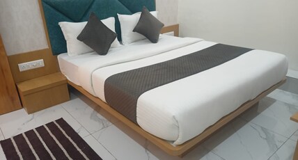 Hotel Vivan Room Type - Deluxe Room