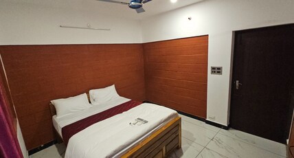 Coral Reef Eden Beach Resort Room Type - Queen room - 204