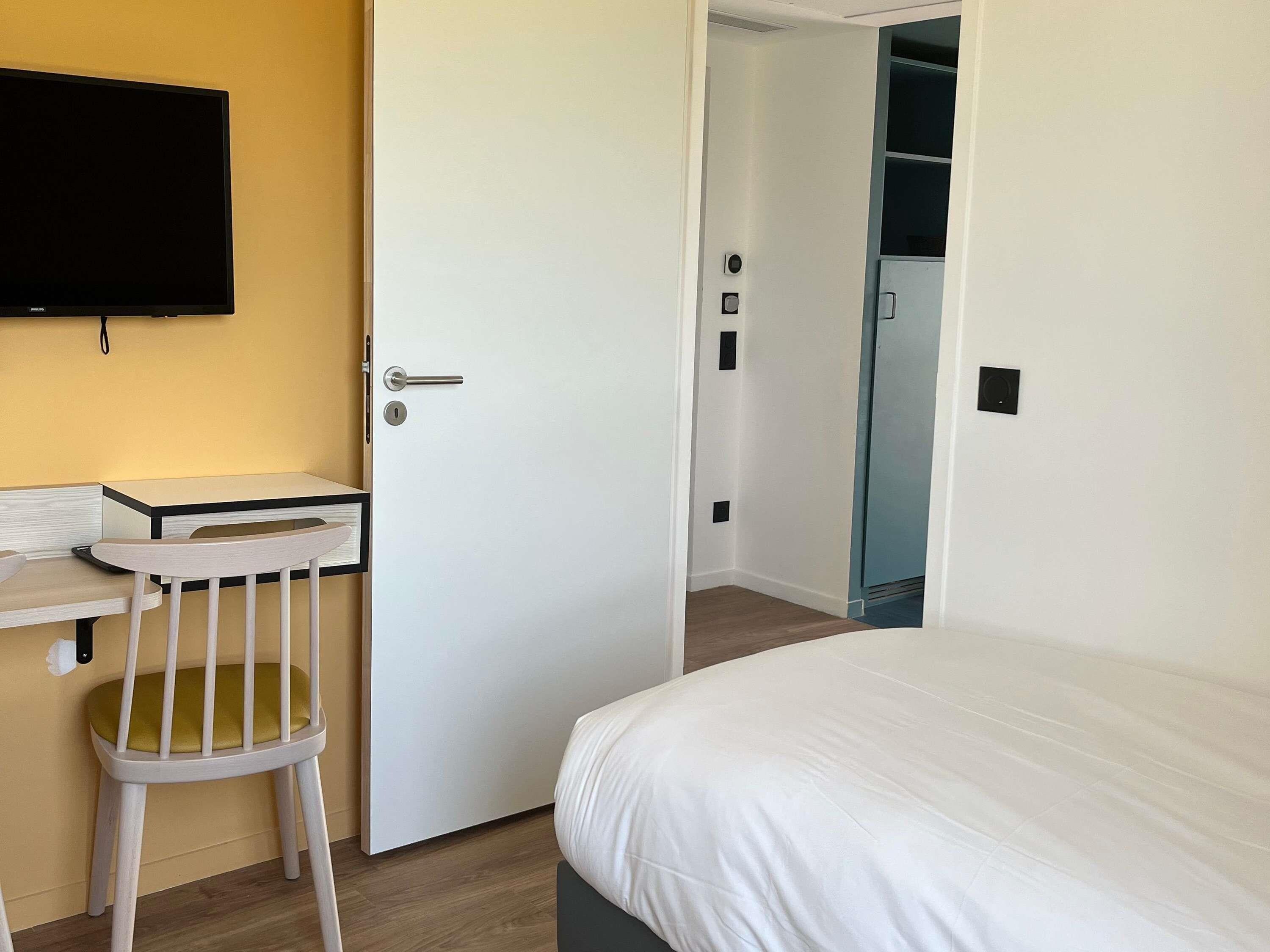 Aparthotel Adagio Access Porte de Camargue - Tap to explore photos