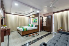 Treebo Marina Grand Vizag - 5 Min Drive From Railway Station & Bus Stand