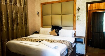 Fresh Water Resort (River Front) Room Type - Deluxe room ground floor back view