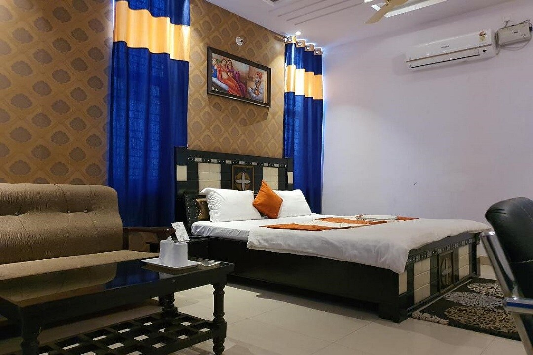 Beautiful Farm Stay on Ajmer Pushkar Road - Tap to explore photos