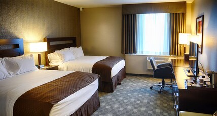 DoubleTree by Hilton Lawrenceburg Room Type - 2QN MOB HEAR ACC RI-SHW