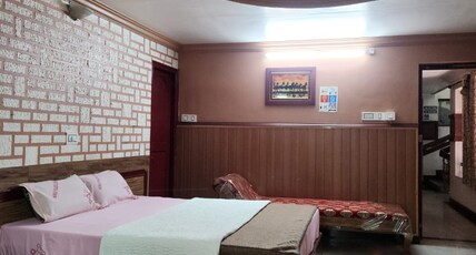 Hotel Noble Plaza and Lodge Room Type - AC Deluxe Room