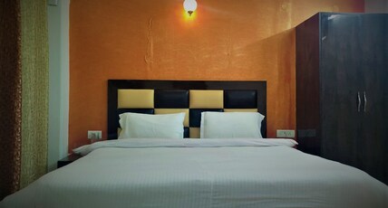 The Captain B&B | Rooms & Caretaker Room Type - Deluxe Room with Common Balcony