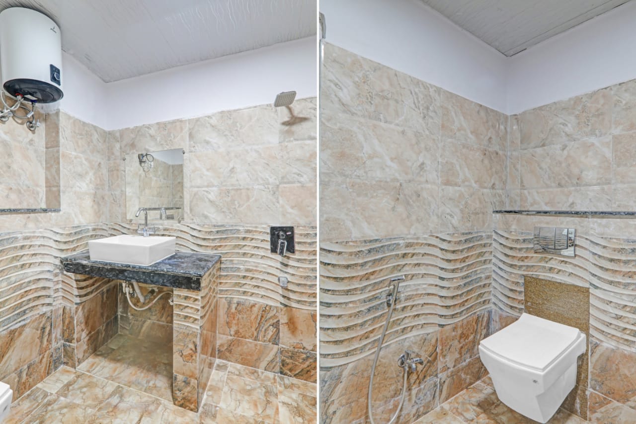 Hotel Shayam Palace - Tap to explore photos