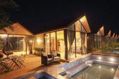 Hotel Whispering Woods