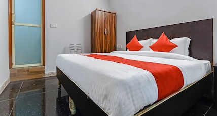 Hotel O SATGURU RASIDENCY DWARKA MOR Room Type - Classic