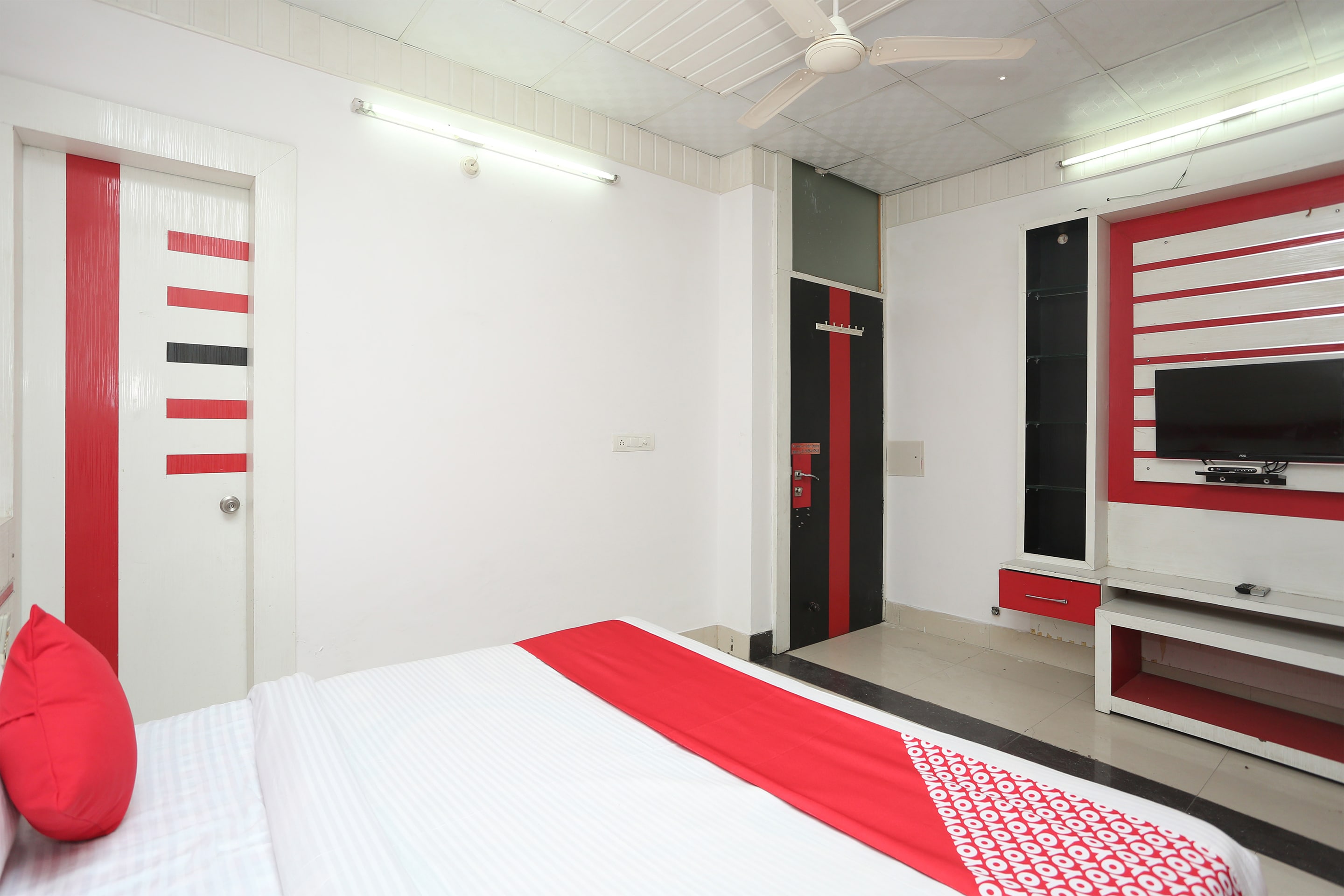 Hotel O Sirsa City Inn - Tap to explore photos