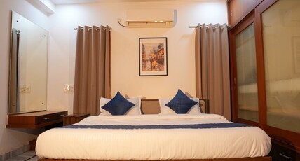Arrow Service Apartments Room Type - Royal Room