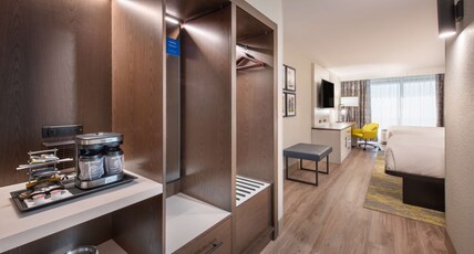 DoubleTree by Hilton Monroe Township Cranbury Room Type - 2 QUEEN BEDS