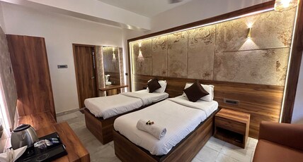 Aster Bed & Breakfast | Rooms & Wi-Fi Room Type - Super Deluxe Room