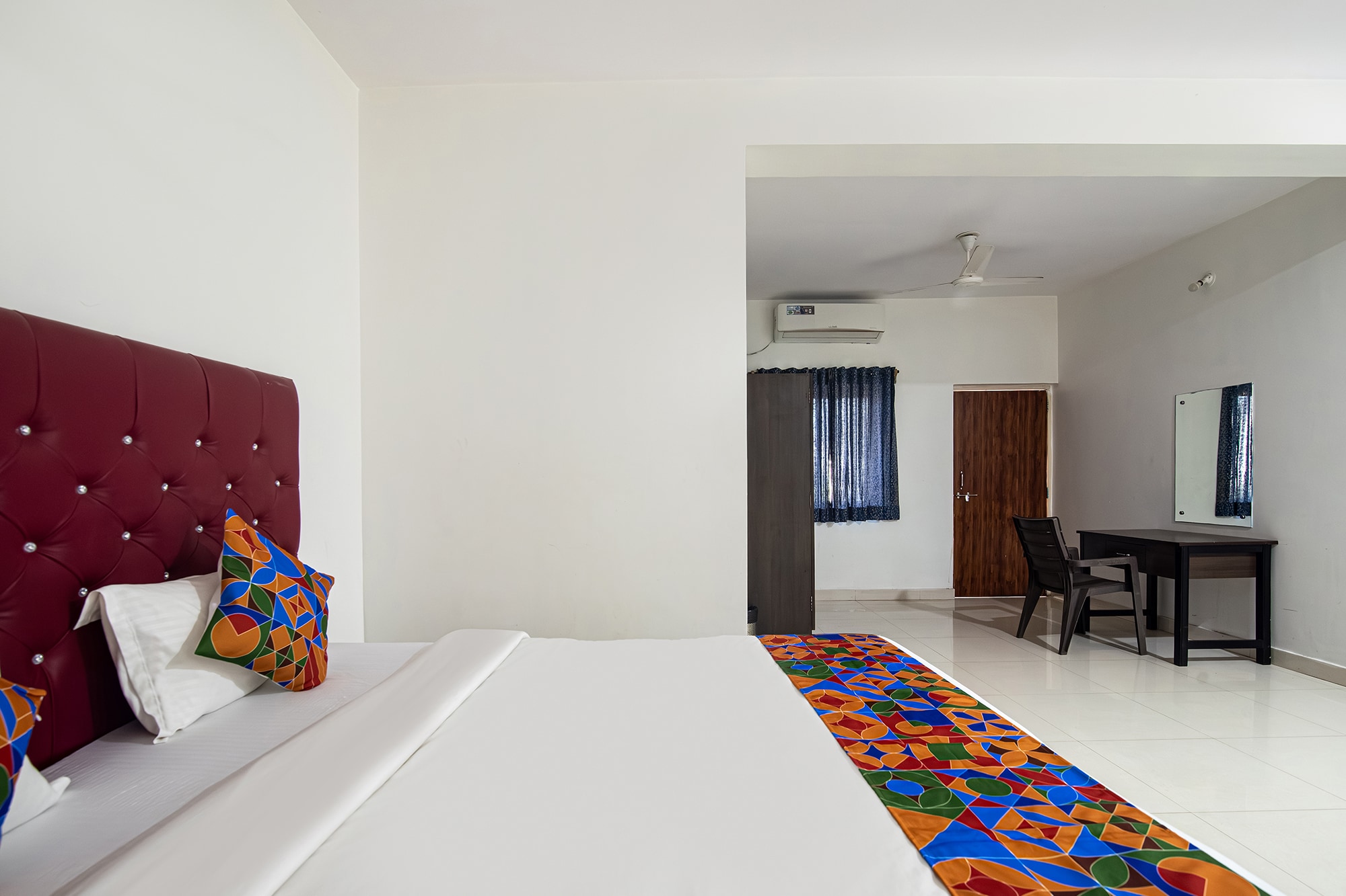 FabHotel Noronha Goaxa Inn - Nr. Calangute Beach - Tap to explore photos