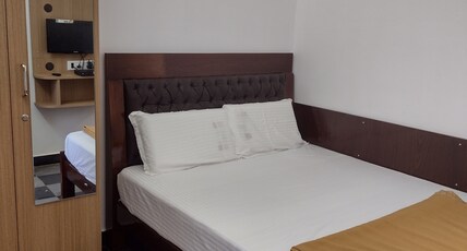 PADMASHREE LODGE Room Type - Standard Double Bed Room with TV