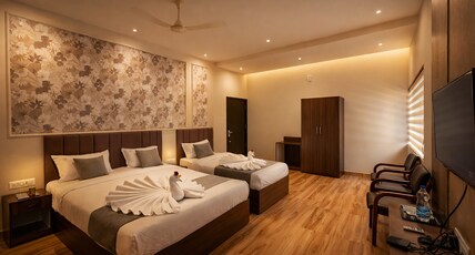 Hotel Seven Grand Room Type - Family 3 Bed AC Room