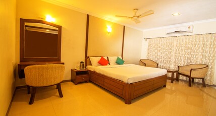 Gayathri Hotels Room Type - Premium room