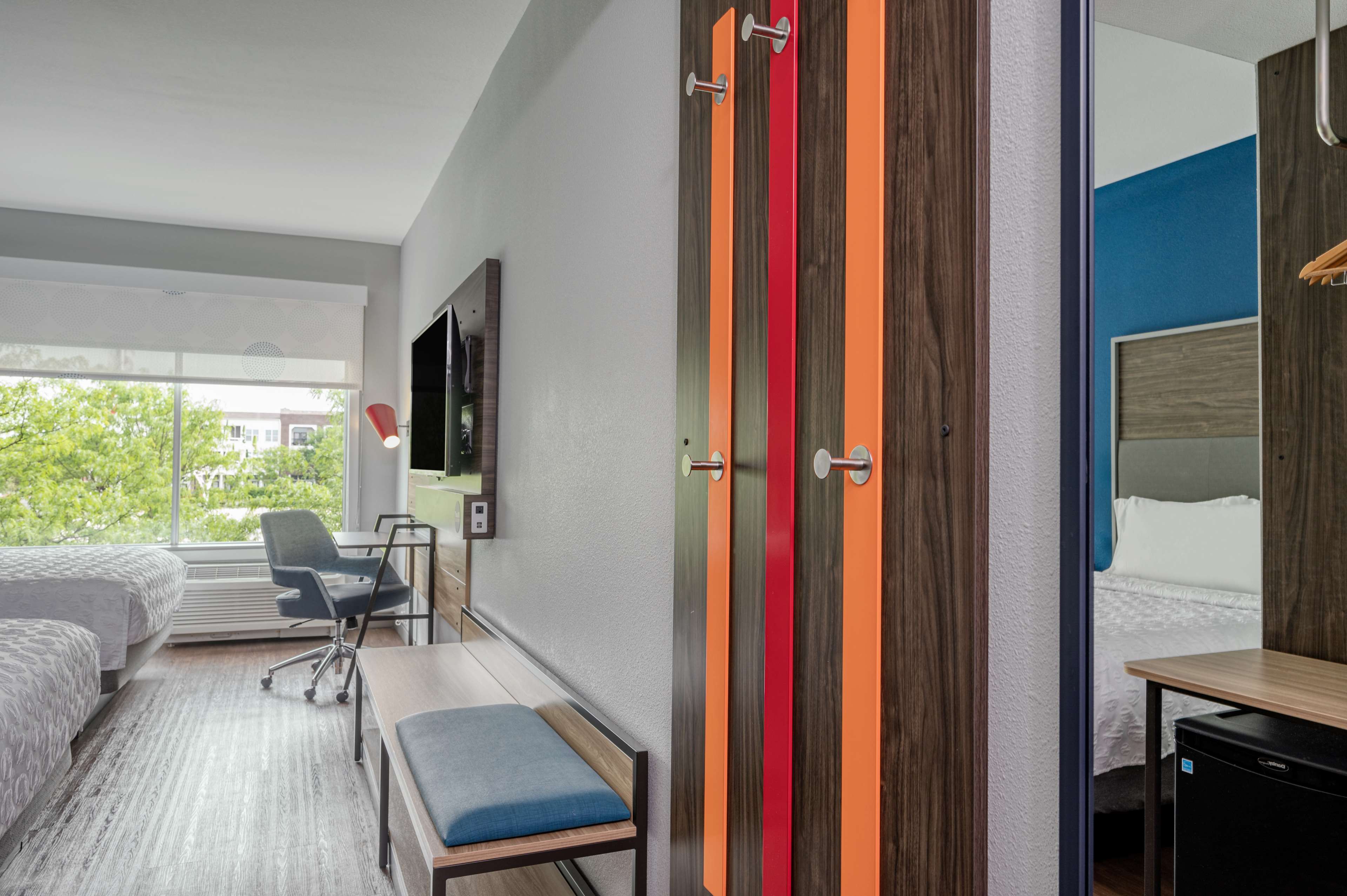 Tru by Hilton Indianapolis Lawrence - Tap to explore photos
