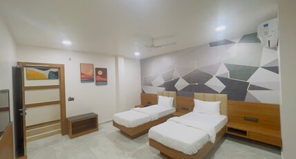 Hotel Sun View Regency Room Type - Business Executive Room with Twin Bed