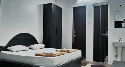 Hotel Gananjaya Room Type - Double Bed AC Room