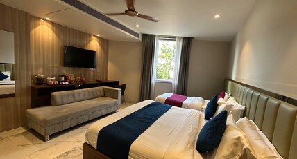 The Taj Crown Hotel Agra Room Type - Family Suite with Bath Tub