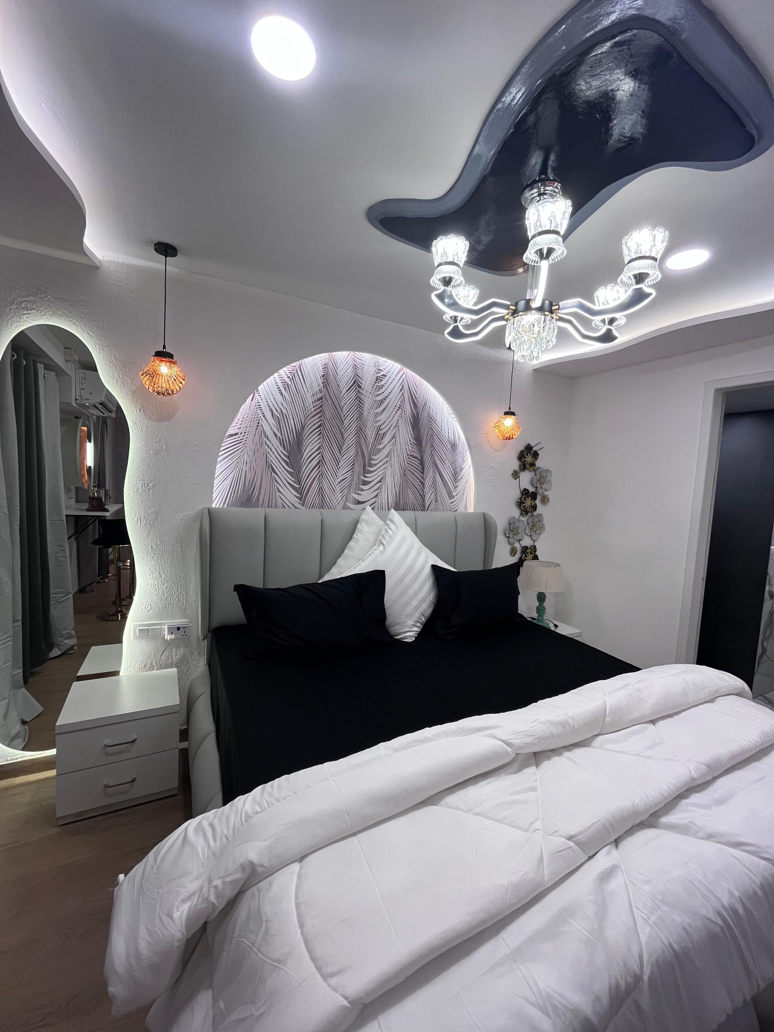 Midnight Bloom 1BHK by SuperHomes - Tap to explore photos