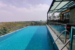 Quality Inn Rockwell Grand- Bangalore International Airport