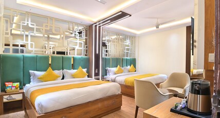 Hotel Saina International - Newly Built Room Type - Family Studio - 2 King Bed With 2 Washroom