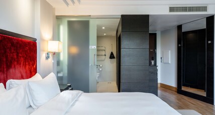 Radisson Blu Elizabete Hotel, Riga Room Type - Premium Room - Park View9;9;9;9;9;9;9;