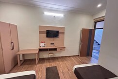 Rooms of HOTEL PARAM INN